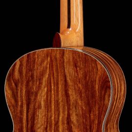 Hanika-Mittelklasse-56-CC-Hochglanzoberflaeche